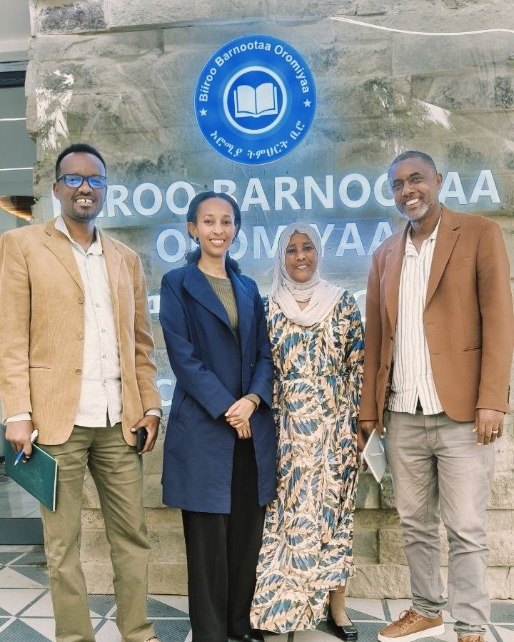 Contract signing for the CESDA implementation research project in Oromia