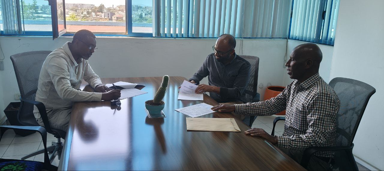 CESDA and GTF representatives signing the teenage pregnancy study agreement